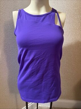 Kiragrace Detail Shoulder Tank w/Shelf Bra